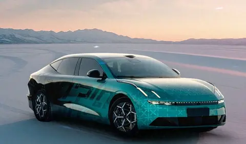 领克10 EM-P搭英伟达Thor芯片，755牛·米扭矩打脸合资