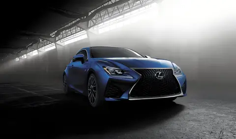 终于妥协了！“最嚣张”汽车品牌，加价数十年后，总算开始降价