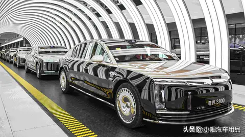 电动新贵来袭！尊界S800售价70.8万起/续航670公里正式投产